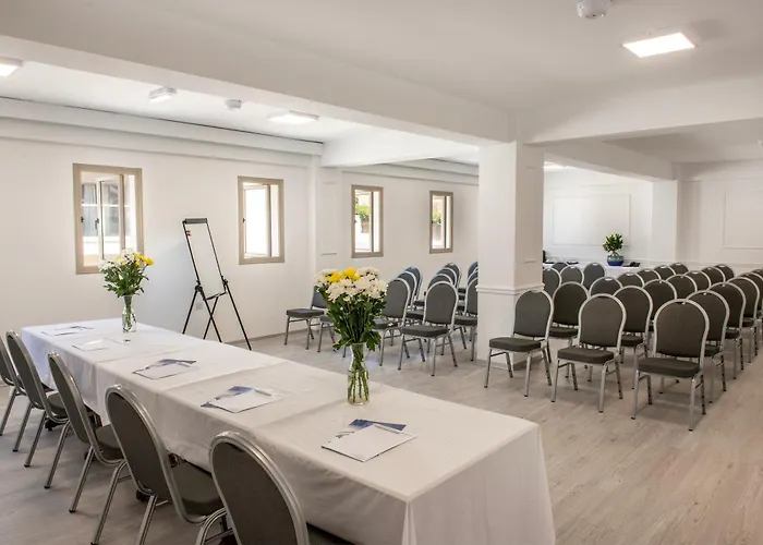 Kapetanios Aqua リゾート 4*