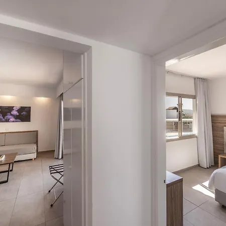 Kapetanios Aqua Resort