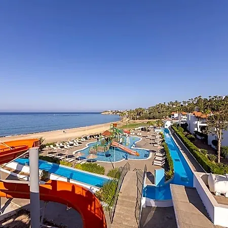 Kapetanios Aqua Complex