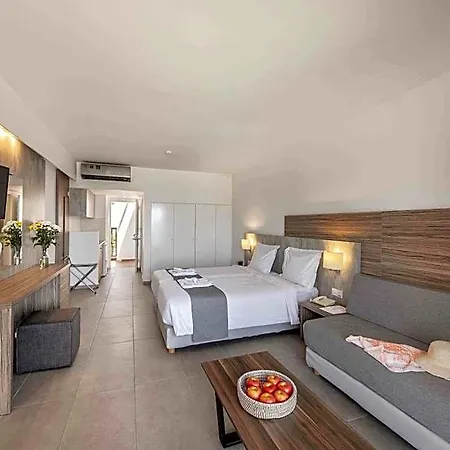 Kapetanios Aqua 4*