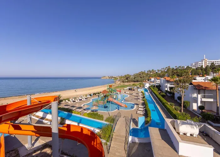 Kapetanios Aqua Resort