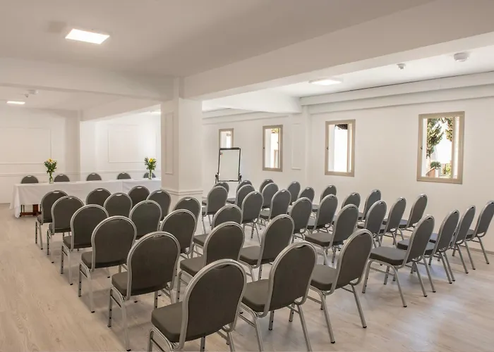 Complex Kapetanios Aqua Golful Coralilor