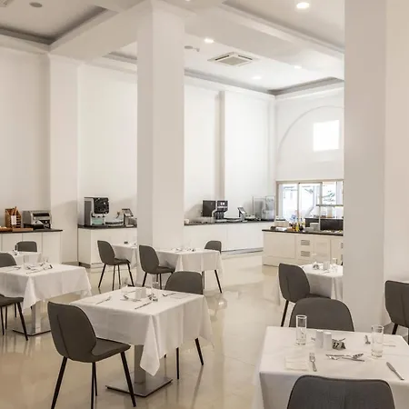 منتجع Kapetanios Aqua 4*