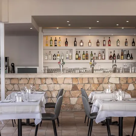 منتجع Kapetanios Aqua 4*